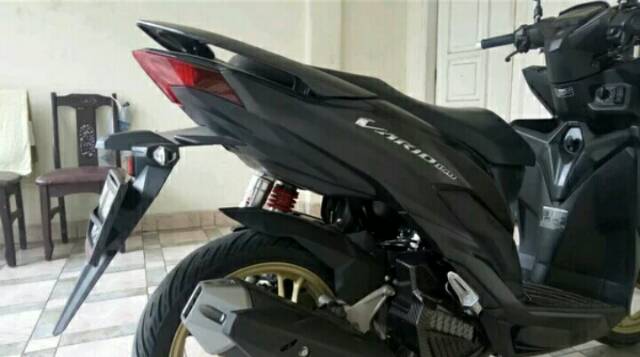 HUGGER VARIO 125 150 / SPAKBOR KOLONG VARIO 125 150 CC Sambungan spakbor depan
