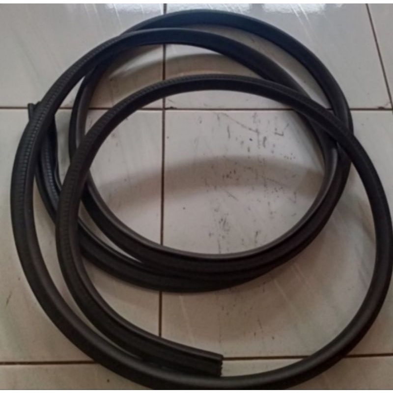 Karet balon karet pintu peredam pintu daihatsu gran max luxio pintu tengah