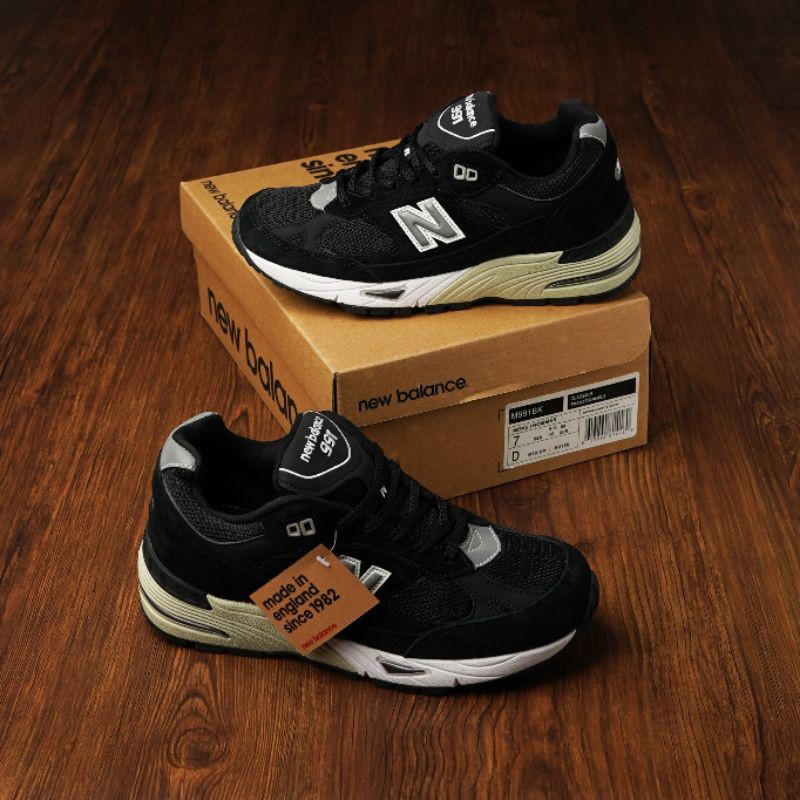 New Balance 991 Black