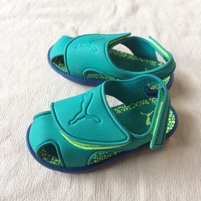 Preloved sandal puma anak