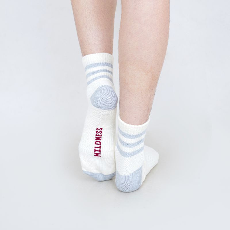 Mildness - Kaos Kaki Ankle Motif Stripe Saint Grey / Socks Pendek Wanita Pria Abu Maroon Unisex