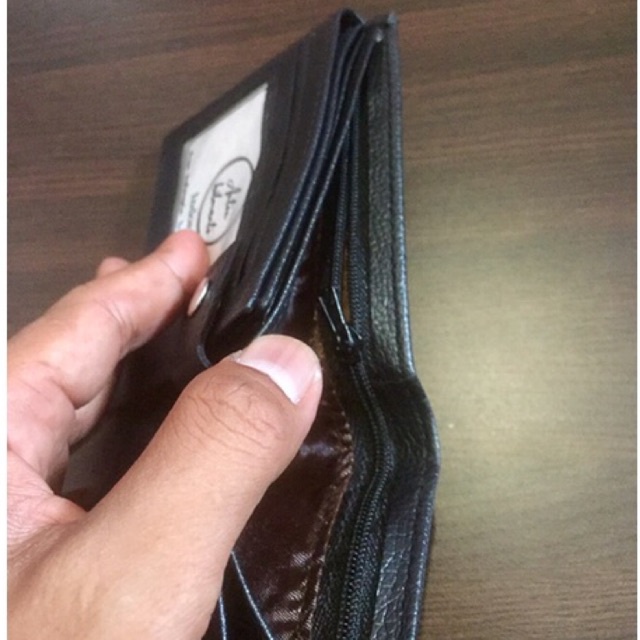 dompet lipat pria bahan kulit sintetis lokal model kancing dalam banyak slot kartu dan slot poto #dompet #dompetlipat #dompetpria #dompetcowok #dompetlokal