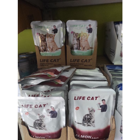 LIFE CAT POUCH MAKANAN KUCING BASAH SACHET