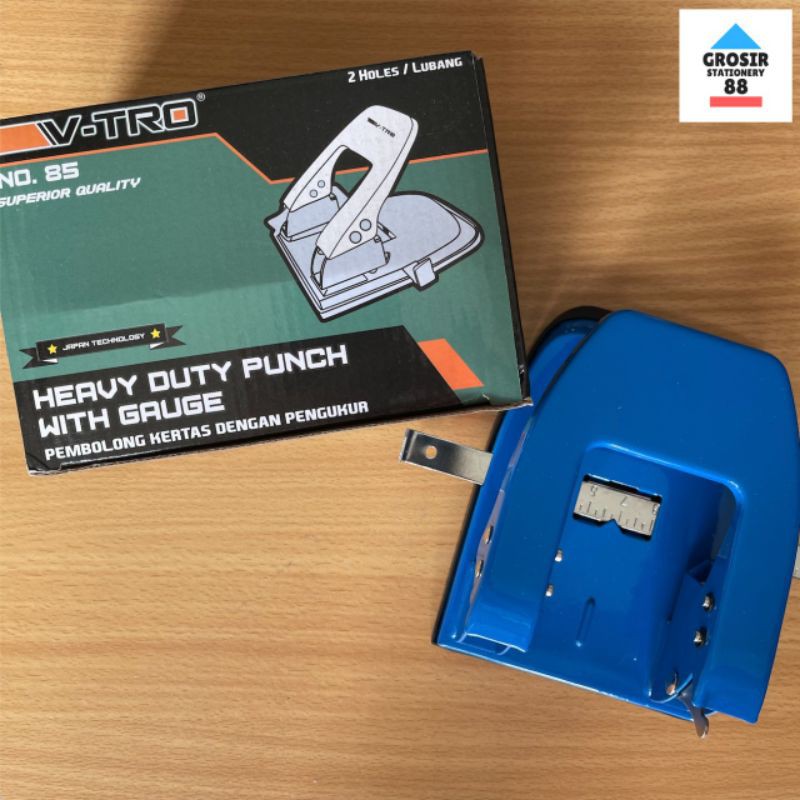 

Pembolong Kertas / Pelubang Kertas / Paper Punch Besar V-TRO No 85