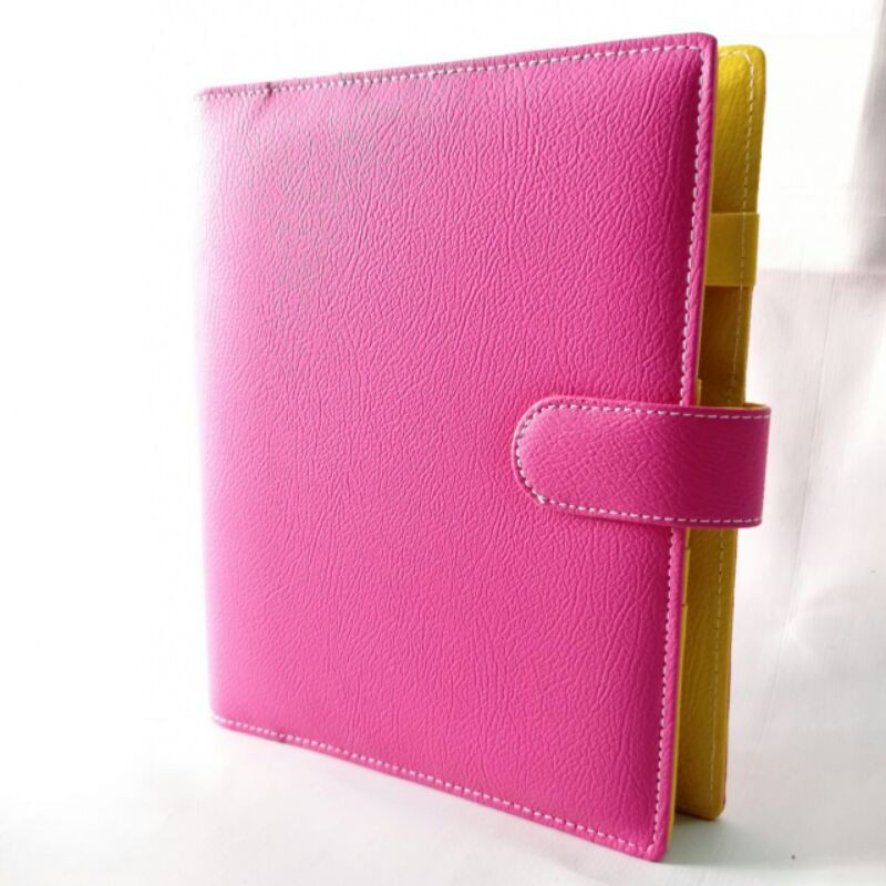 

Binder kombinasi magenta-kuning 20 & 26 Ring A5 & B5