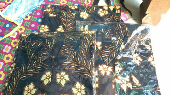 Maura Couple - Sania Ruffle Batik Couple Ori Ndoro Jowi Garansi Termurah Shopee - Couple Kintana