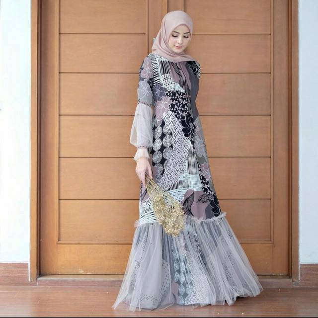Syahla dress by Kaleela