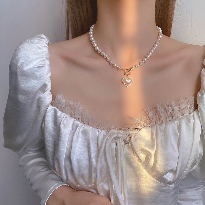 Retro Pearl Crystal Necklace Choker Fashion Love Heart Pendant Necklaces Women Jewelry Accessories