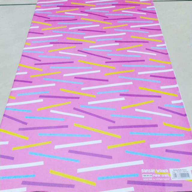 

Kertas kado Garis Sansan Wawa 5308