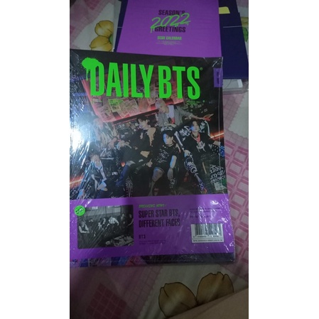 SG 22 BTS (photobook, desk calendar)