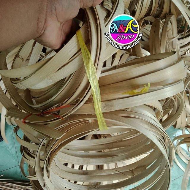 Iratan bambu besar plepet anyaman bambu