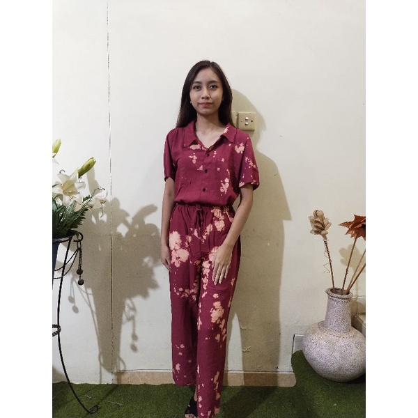 One Set Setelan Tie Dye Bali Kemeja Lengan Pendek - ONE SET Piyama Tie Dye Wanita & Pria GROSIR-SBK MaroonABu1