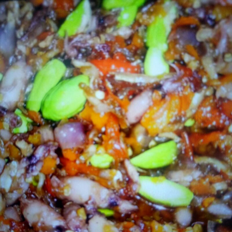 

sambel baby cumi teri pete