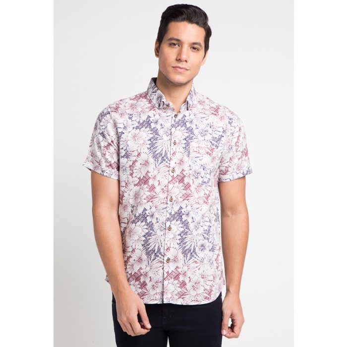 NEW MOC Kemeja Lengan Pendek Slim Fit Walt-Maroon - XS