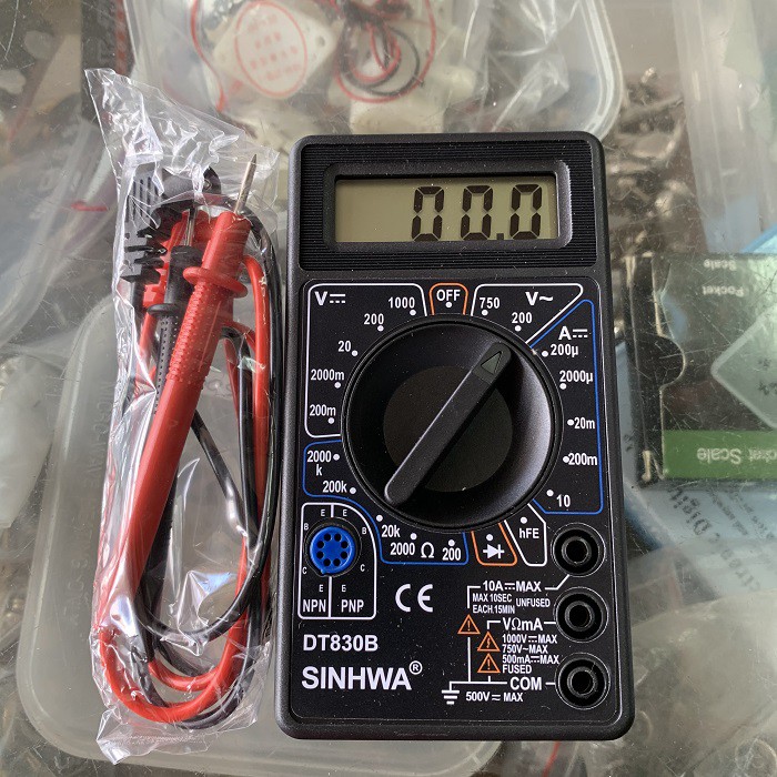 Multimeter Digital Multitester Avometer DT830B