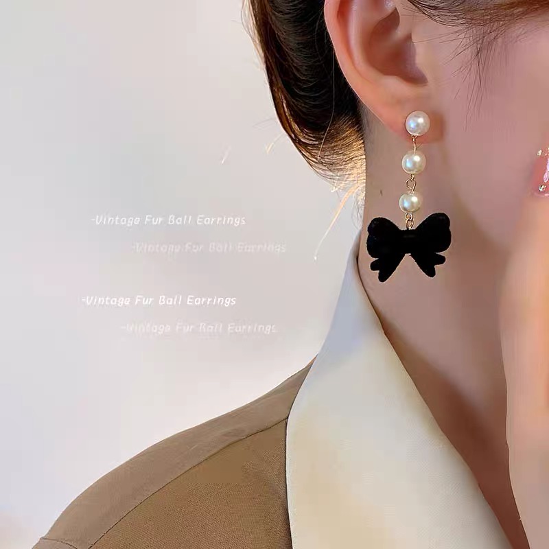 Anting Tusuk Mutiara Hitam Gaya Korea vintage Untuk Wanita