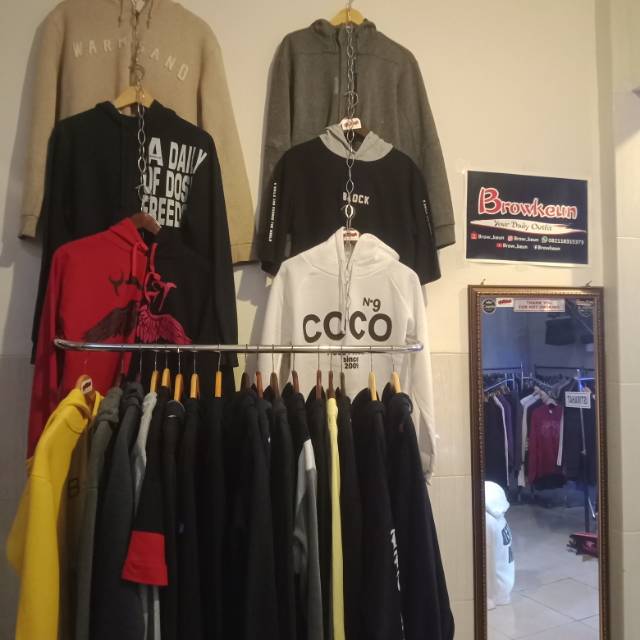 Pesanan LIVE JAKET HOODIE JUMPER HITAM WANITA XXS -SECOND BRANDED BERKUALITAS