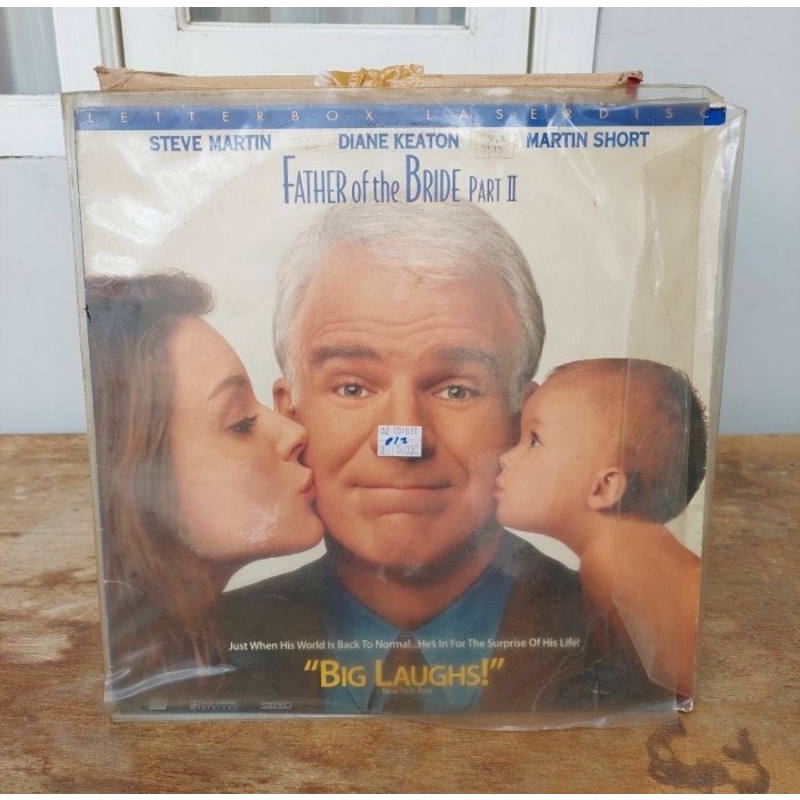 Kaset Laser disc Father of the bride II