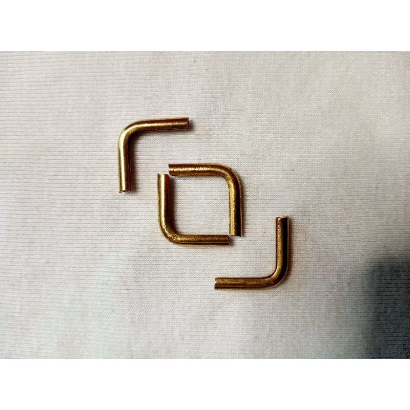 

Siku Gold Type Lidi Kecil untuk Yassin, Agenda Dll