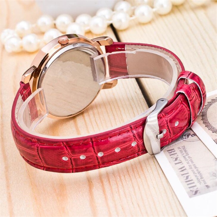 (GROSIRJAYA32) Jam Tangan Wanita Analog Strap PU Leather Corak Croco Dial Bulat Romawi Casual Quartz Fashion Import