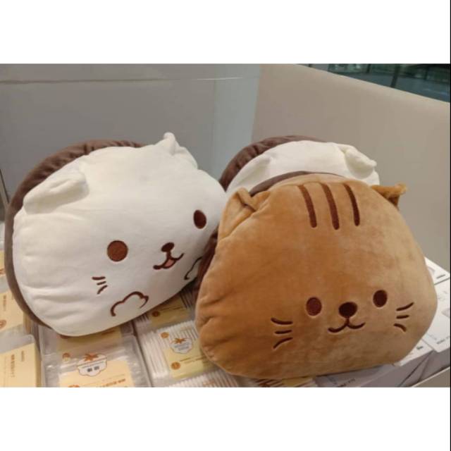 Boneka Cat Miniso Bantal