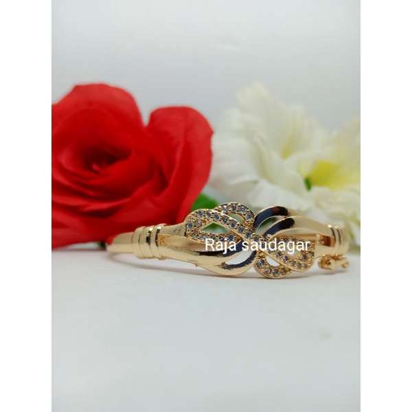 set gelang free cincin 05, gelang titanium asli anti luntur anti karat,gelang perhiasan fashion wanita terbaru, perhiasan mirip mas asli, perhiasan berlapis emas 24 k, gelang wanita import