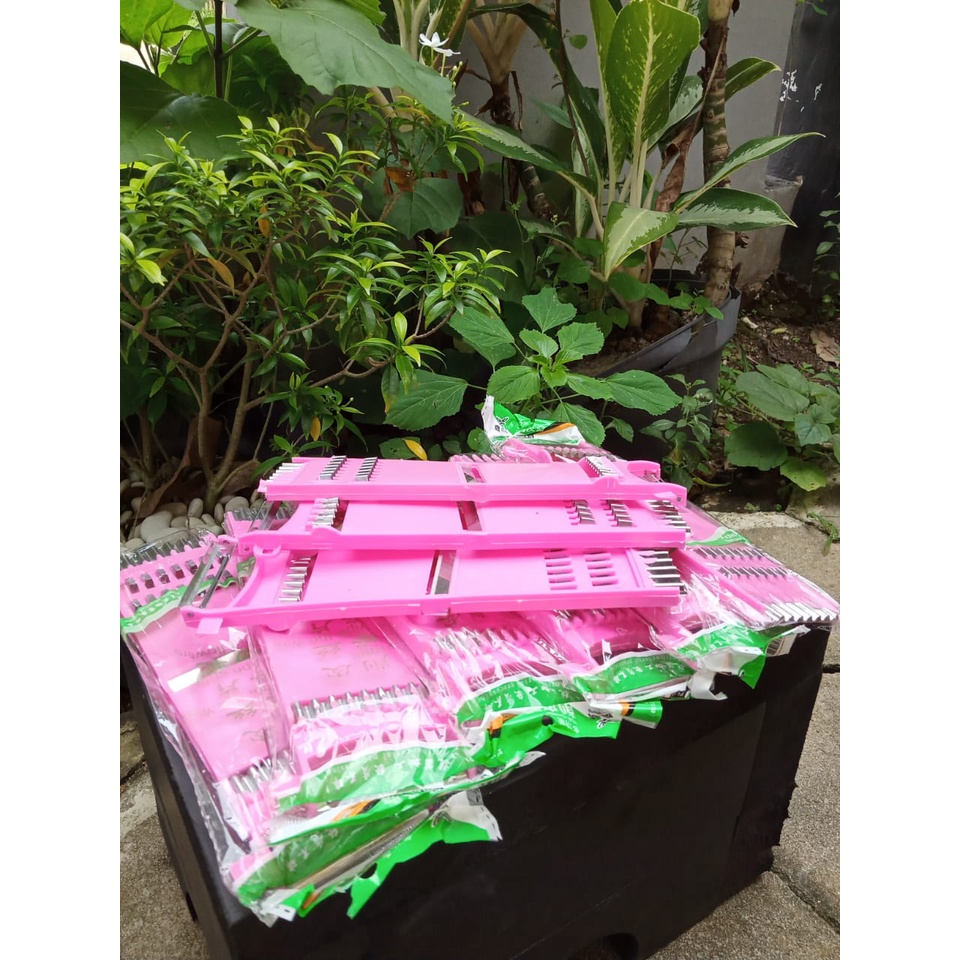 Parutan Serbaguna Multifungsi pink 5 in 1/ Alat Pemotong Buah &amp; Sayur