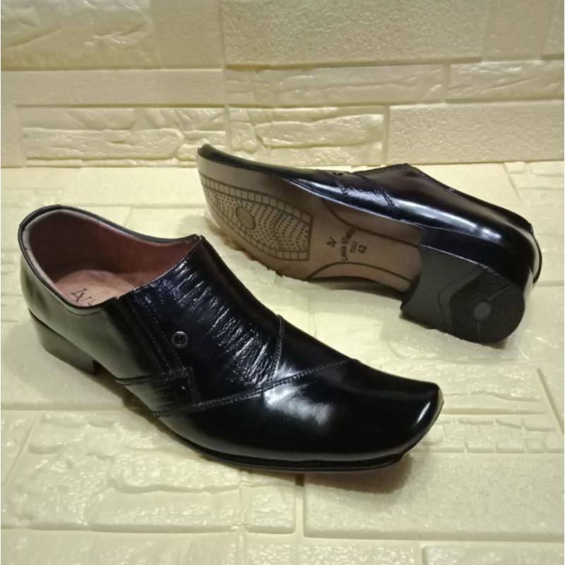 SepatuPantofelPria/MerekLouisVisto/PantofelFormalPria/PantofelKerjaPria/KulitAsli