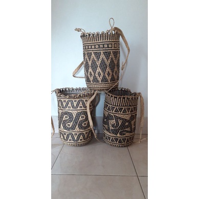 ridhomulia tas anyaman rotan anjat/ransel khas motif dayak