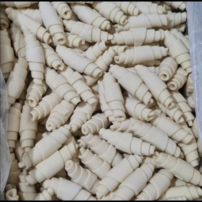 

Pastry | Croffle - Croissant Dough Frozen 30 - 35Gr Isi 50 Pcs Kualitas Terbaik