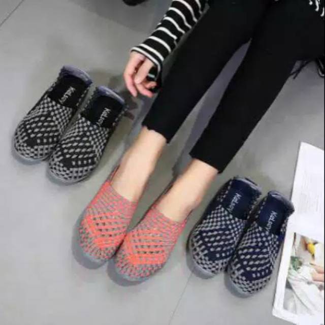 Sepatu rajut wanita ORI