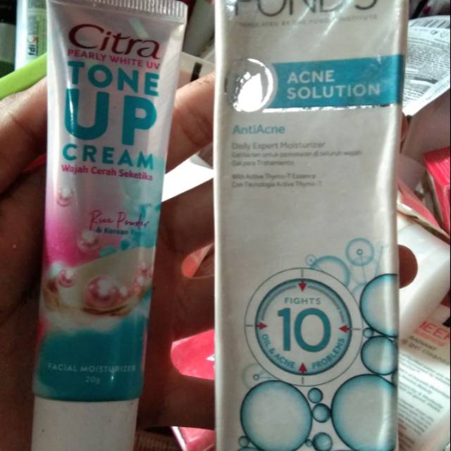 Pelembab citra sama ponds
