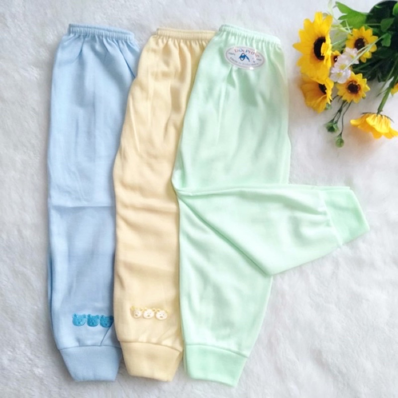 Makassar / Celana panjang bayi terbuka