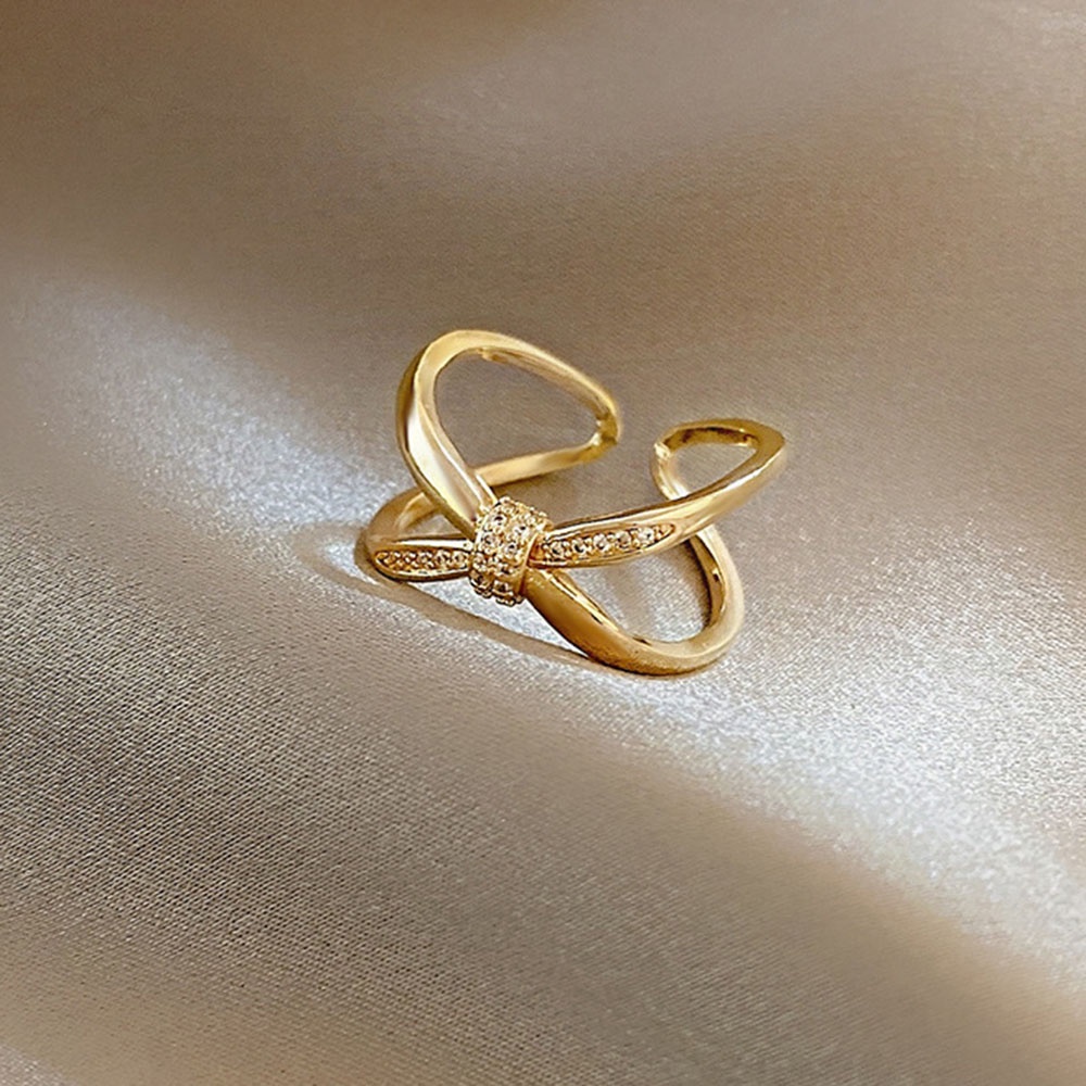 Cincin Model Terbuka Desain Silang Geometris Bahan Zirkon Gaya Korea Untuk Wanita