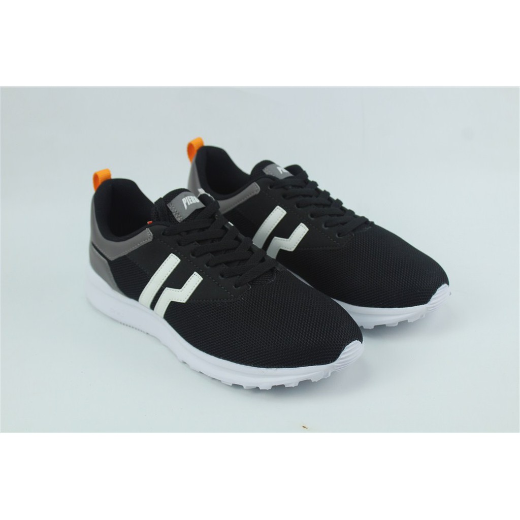 Sepatu Sneakers Pria Original PIERO CITY CROSS 38-44