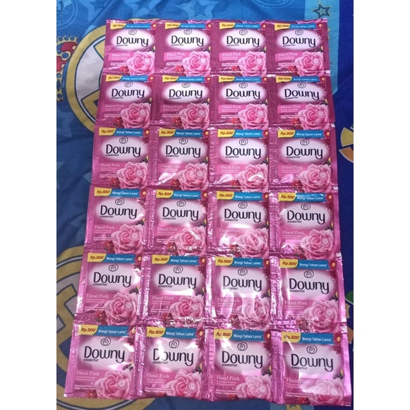 Downy sachet 1 renteng isi 12 pcs
