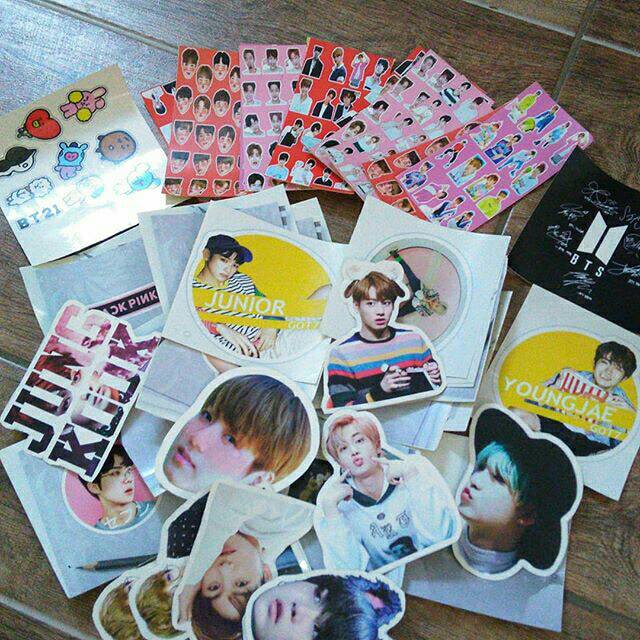 

Stiker kpop non kpo custom MURAH 5000 @3