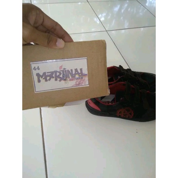 Sepatu Marjinal x Getzke