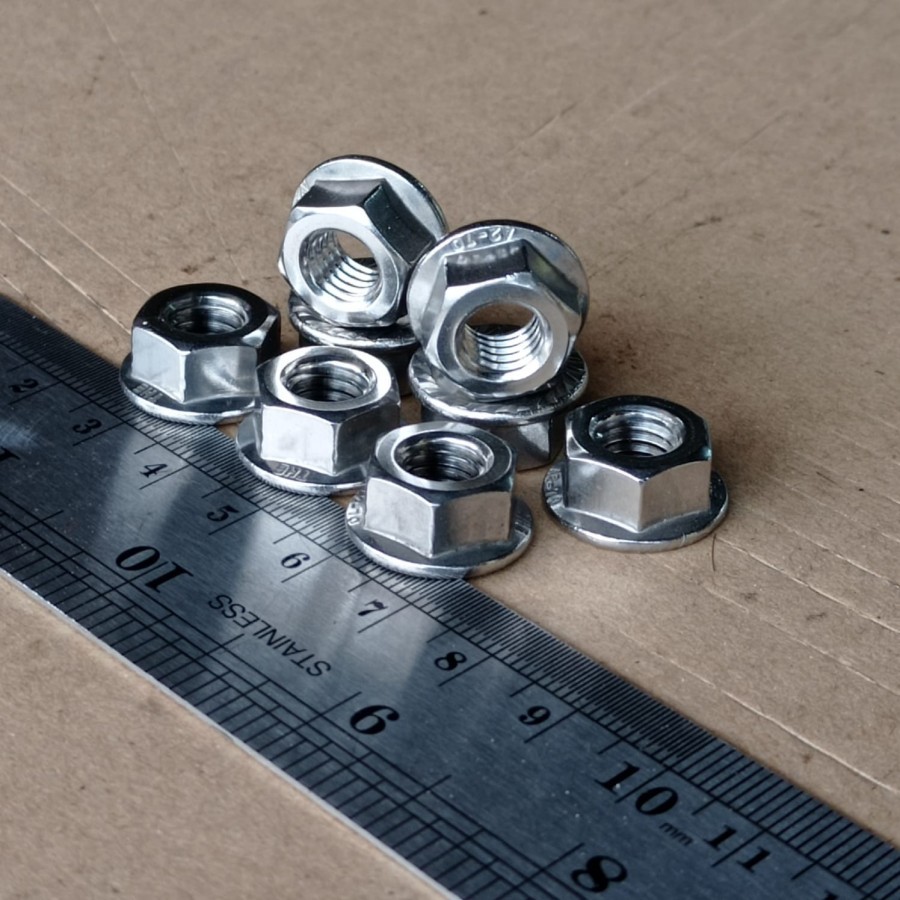 MUR TOPI M8 STAINLESS STEEL MUR FLANGE SS SUS 304 KUNCI 13