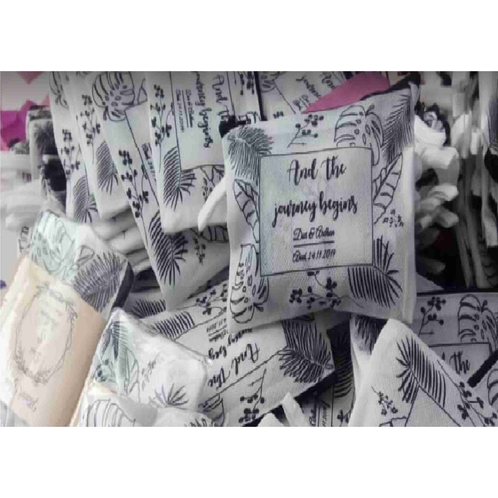 

Souvenir Pernikahan Simple Desain Bebas Warna Cantik Bahan Spunbond Tebal 75gsm