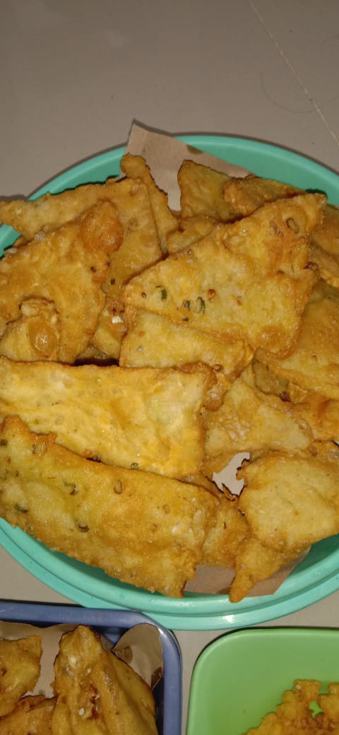 Kintakun Bantal Bentuk Love / Hati Rumbai