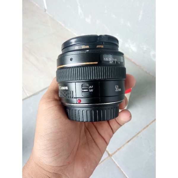 lensa fix Canon 50mm USM F1.4