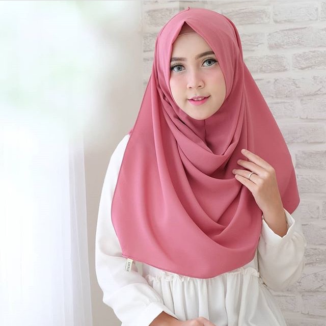 Naura Hijab Instan