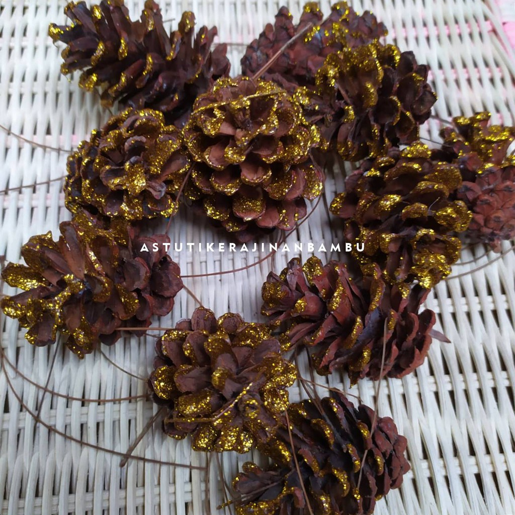 Bunga Pinus Gliter Emas/ bunga pinus kering/ bunga pinus/ pinus kering jogja