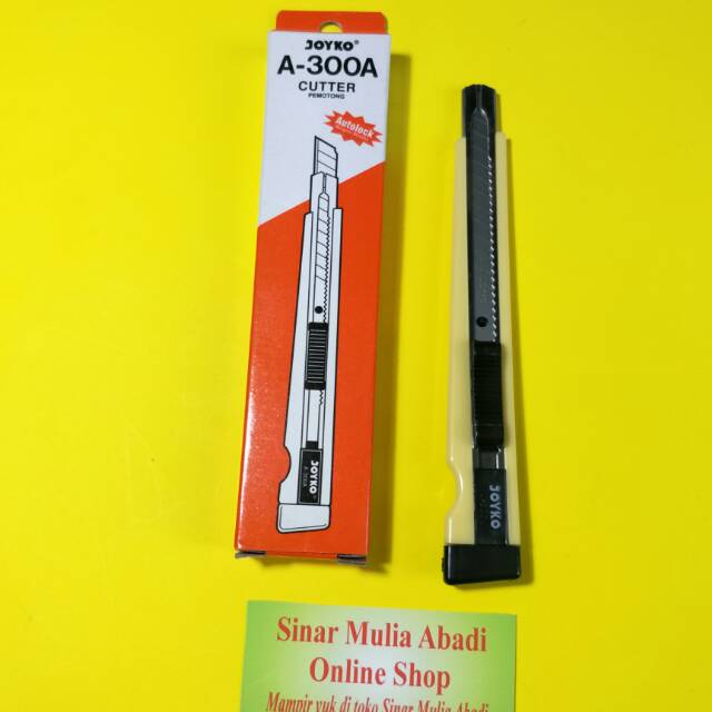 

Cutter Kecil A-300A Autolock Mengunci Otomatis