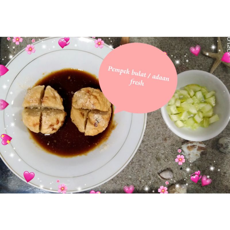 

Pempek bulat / adaan dijamin lembut enk & gurih minim psn 5pcs ( gojek / grab )