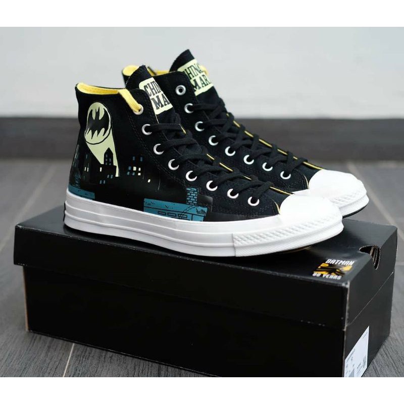 sepatu converse batman chinatown glow in the dark Sepatu converse original