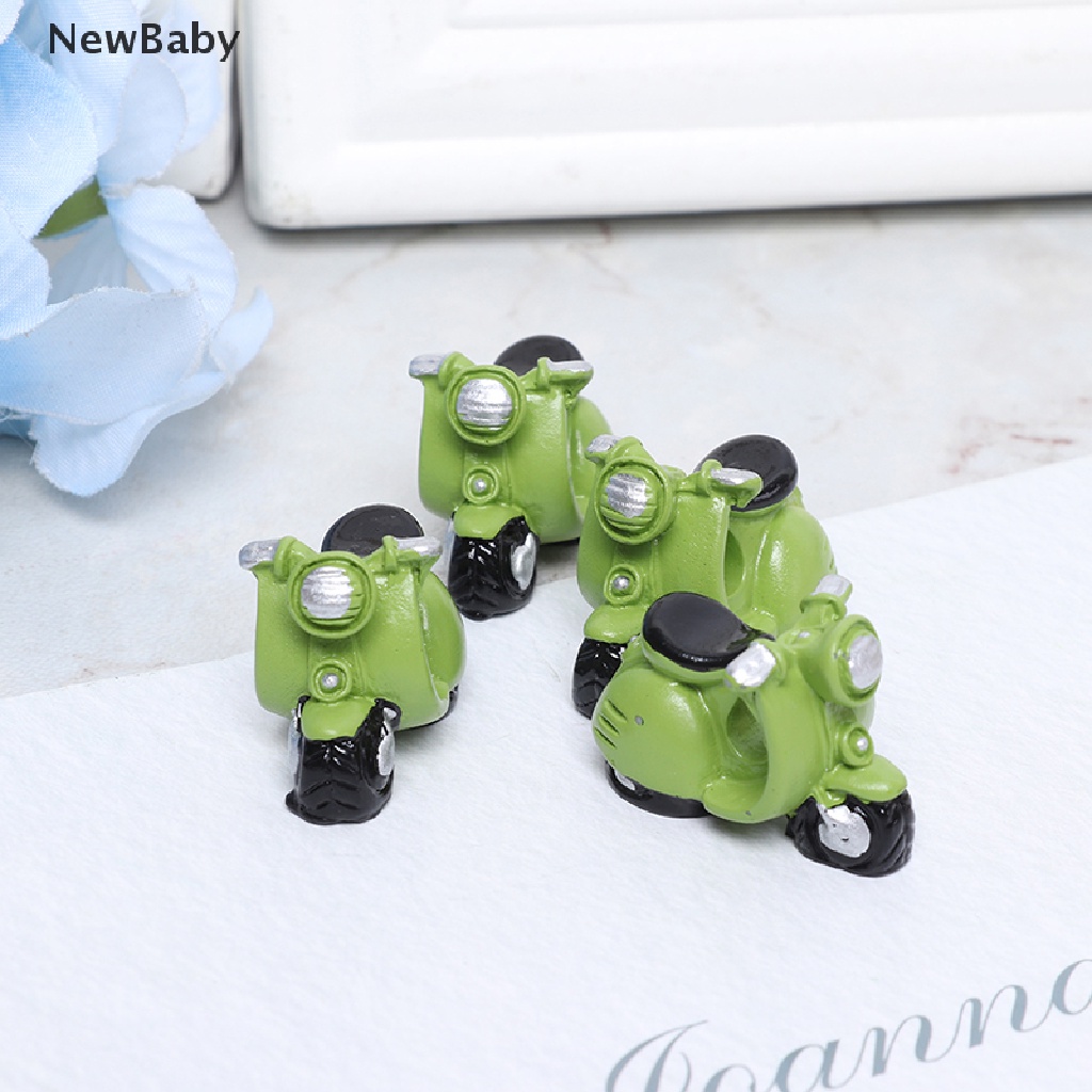 Newbaby 4Pcs Miniatur Motor Roda Tiga Warna Hijau Untuk Aksesoris Rumah Boneka