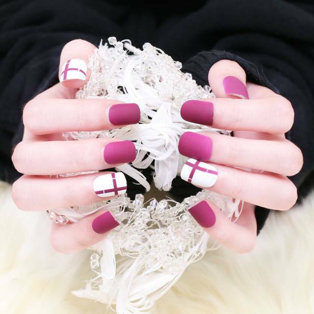 KUKU PALSU KARAKTER PRINTED NAILS KODE TJP 302 - MATTE (PURPLE)