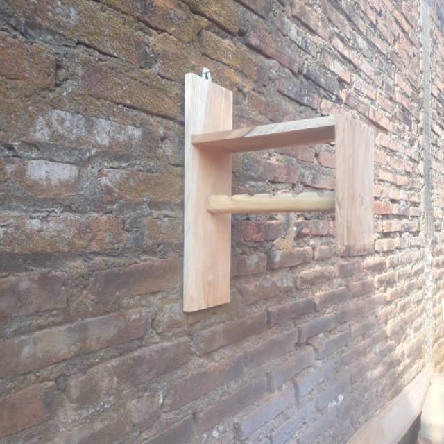 Gantungan baju kayu jati